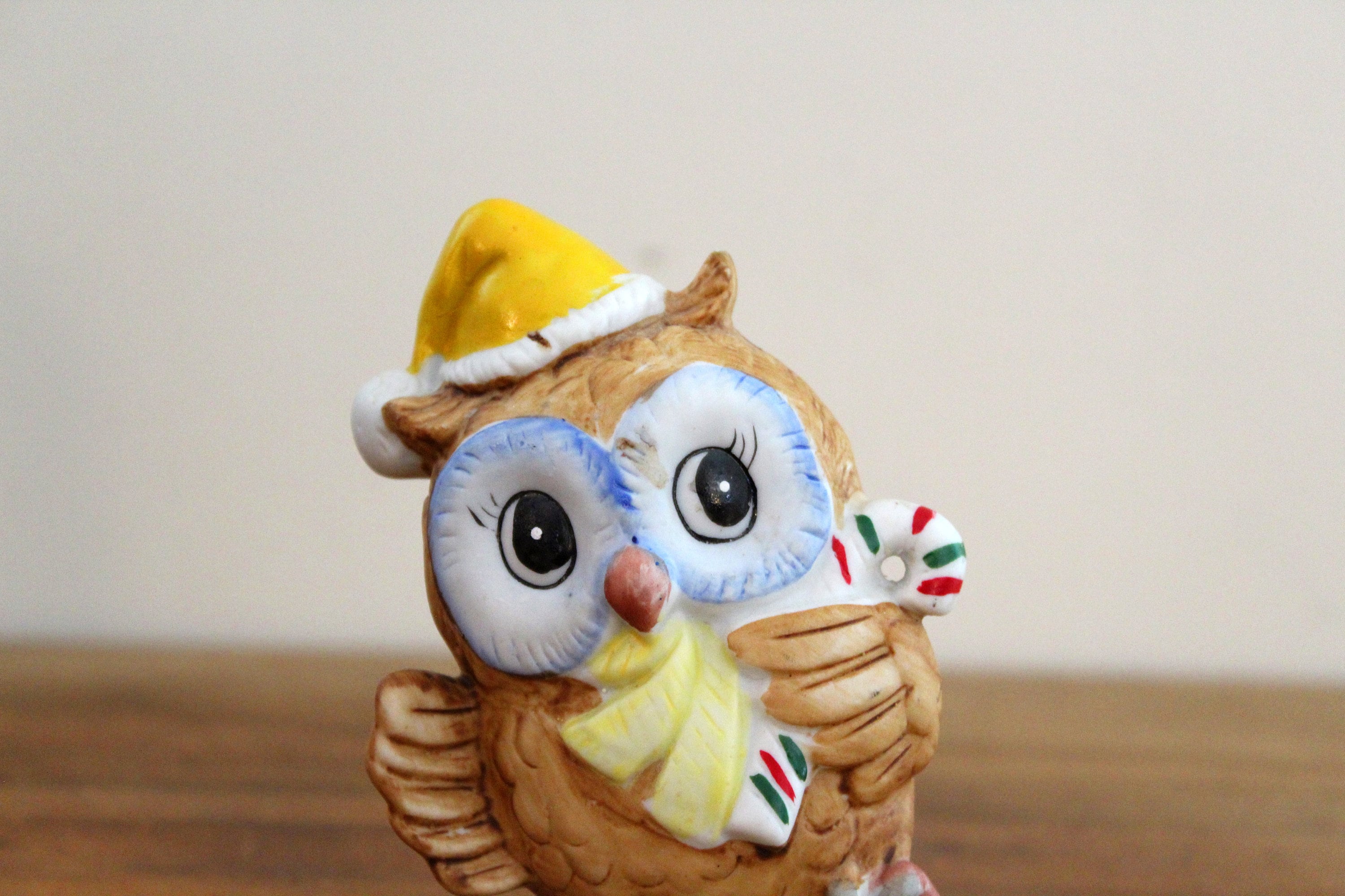 vintage 80s Yellow Hat Mr. Owl Santa Claus Christmas Candy Cane Ceramic Holiday Decor Shelf Sitter F