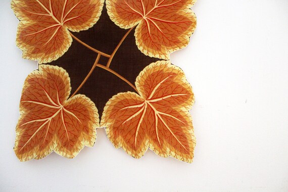 vintage 50s Autumnal Brown Leaf Large Scalloped E… - image 3