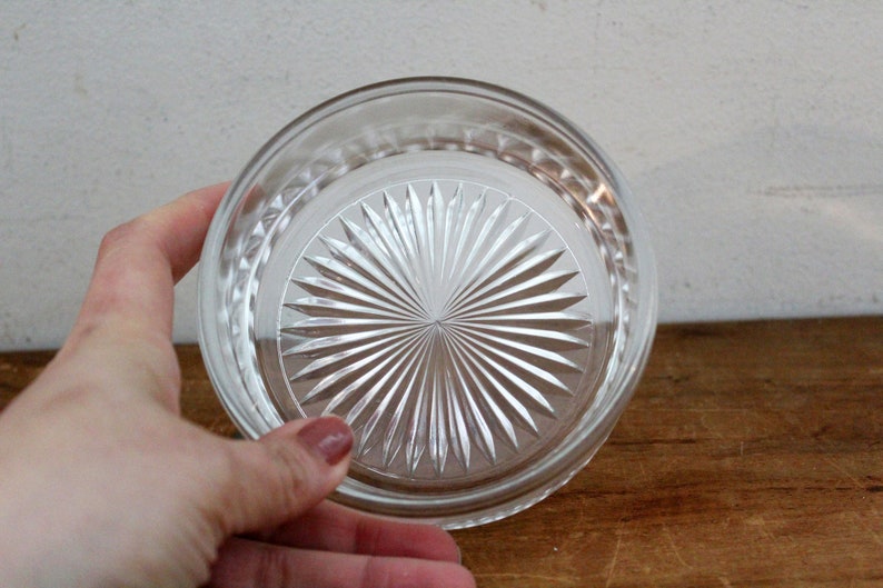vintage 50s Tulip Flower Hammered Aluminum Lidded Glass Trinket Jewelry Dish Retro Dresser Decor