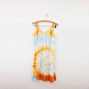 vintage 60s Upcycled Hand Dyed Tie Dye Ombre Tropical Sunset Mango & Sky Blue Full Slip Dress Size M