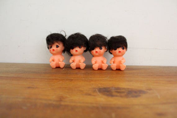 small plastic dolls for crafts
