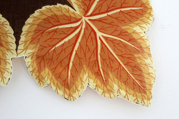 vintage 50s Autumnal Brown Leaf Large Scalloped E… - image 4