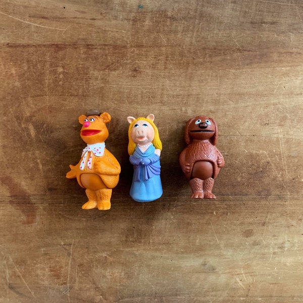 vintage 70's Mixed Lot Muppets Fozzy Miss Piggy Rowlf Rubber & Plastic Miniature Finger Puppets Missing Parts Toys