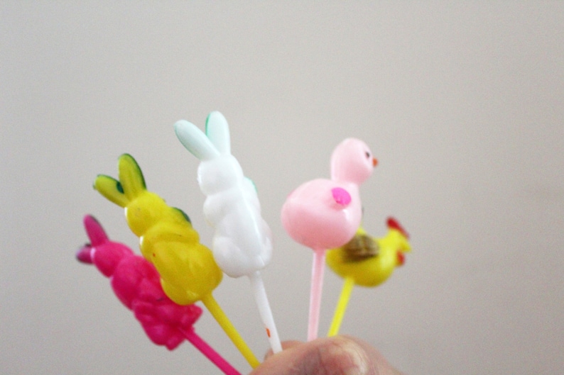 vintage 50s Instant Collection 5 Colorful Easter Bunny Ducks Chicks Plastic Cupcake Cake Toppers Retro Spring Easter Decor