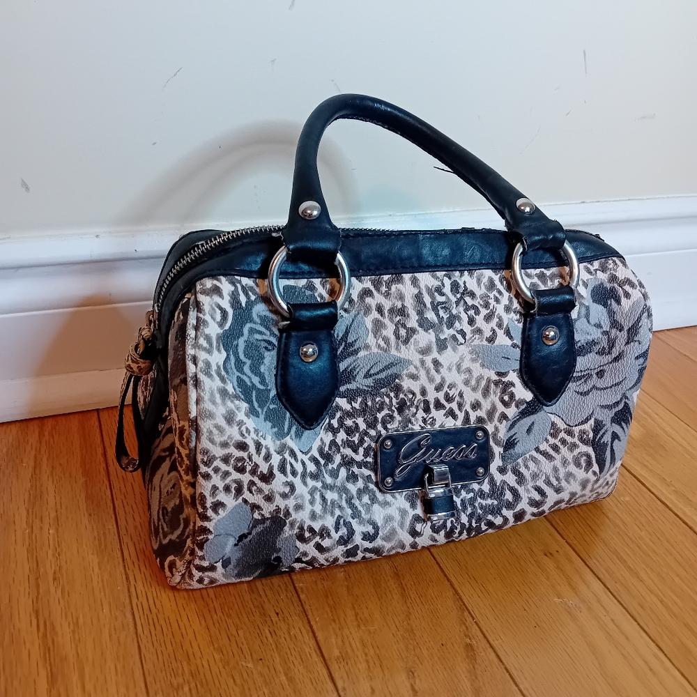 Vintage Y2K 2000swomen's Guess Floral Flower Cheetah Leopard Print