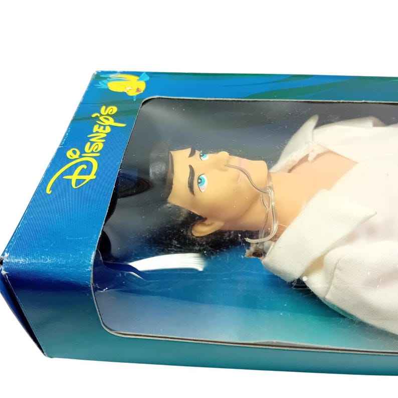 Conjunto com 2 bonecos novos da Tyco Disney Princess, Príncipe Eric e Ariel da Pequena Sereia. LEIA imagem 16