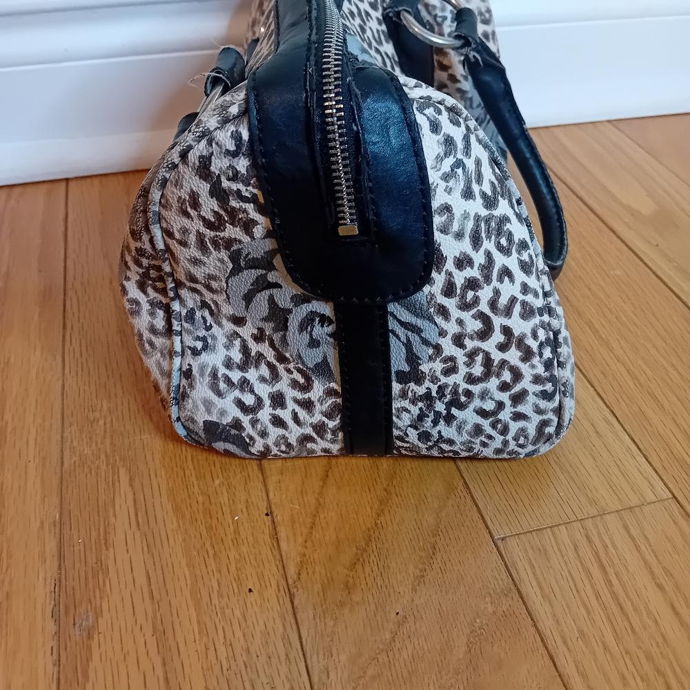 Vintage Y2K 2000swomen's Guess Floral Flower Cheetah Leopard