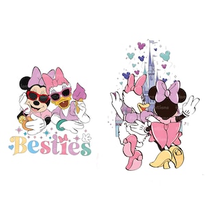 Könnte beinhalten: Zwei Cartoon-Illustrationen von Minnie Mouse und Daisy Duck. Eine zeigt sie zusammen mit dem Wort "Besties". Die andere zeigt sie vor einem Schloss. Beide tragen Sonnenbrillen und Schleifen.