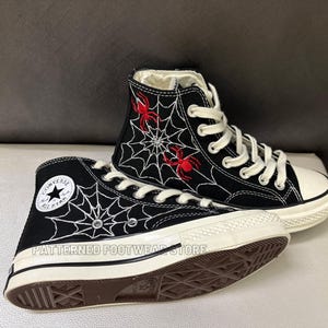 Custom Converse, Spiderwebs Embroidered Converse High Tops, Animal embroidered Converse shoes,  Black Converse embroidered High Tops, Spider