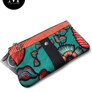 Pochette femme élégante motifs colorés floraux vert et corail, pochette de sac, clutch zippée polyvalente, organisateur de sac, cousu main.