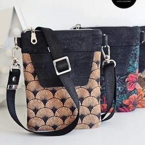 Sacoche femme en Liège imprimé & liège noir-sac téléphone-petit sac à main bandouliere réglable-Cousu main- Élégante et pratique.