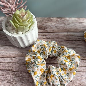 Cotton Scrunchie/Hair Tie/Scrunchie/Spring Hair Tie /Flower Hair Tie