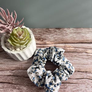 Cotton Scrunchie/Hair Tie/Scrunchie/Spring Hair Tie /Flower Hair Tie