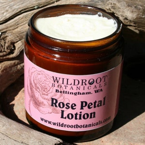 Rose Petal Lotion image 5