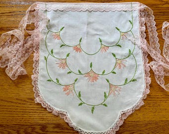 Vintage Embroidered Womens Apron: Upcycled Peach Floral Half Apron