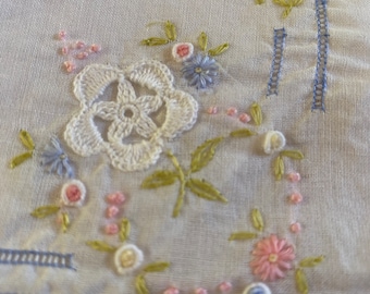 4 Pastel Vintage hankies Women's cotton handkerchief Blue Pink White Green
