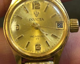 Ladies Vintage Invicta Manual wind watch