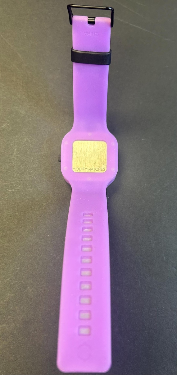 Womans Modify silicone watch - image 4