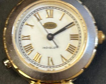 Ladies Vintage Guess watch with case