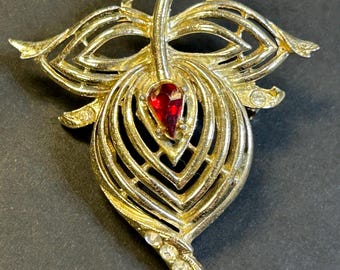 1950s Vintage Unique flower brooch