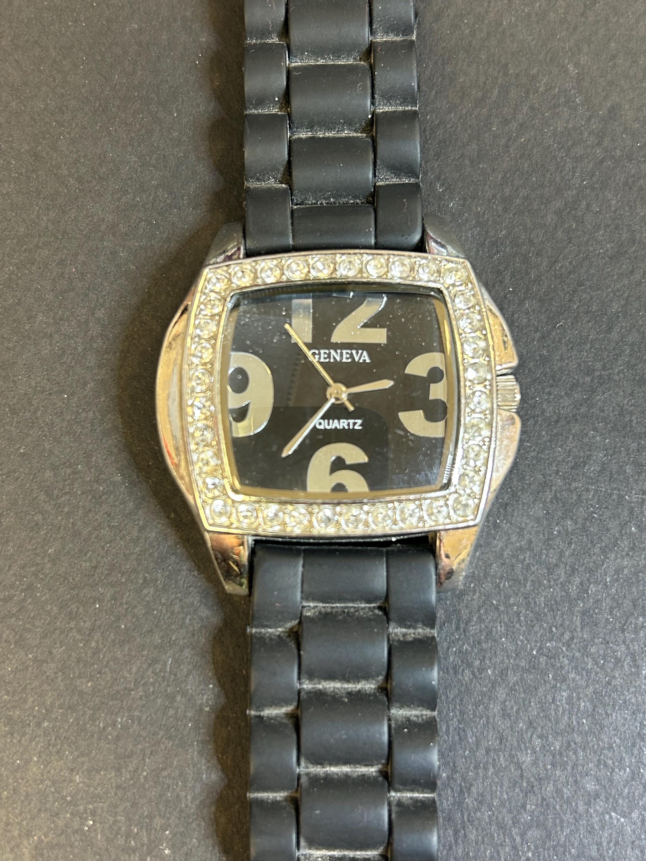 Vintage Geneva Watch - Etsy display picture 2