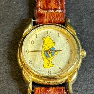 Vintage Winnie the Pooh watch