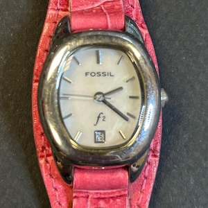 Working Fossil F2 Watch Women ES-9349 21mm Oval MOP Crystals Red Leather Fit 7in Fossil F2 Watch - Etsy main image 4