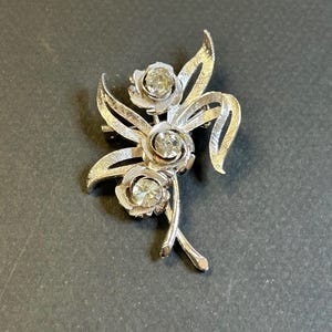 1960s Coro Signed rose bouquet brooch