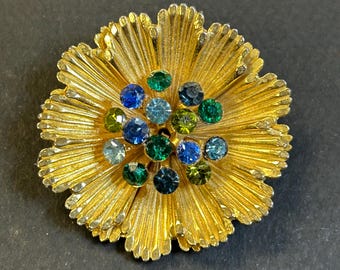 1960s Vintage flower brooch