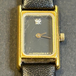 Ladies Vintage Wittnauer dress watch
