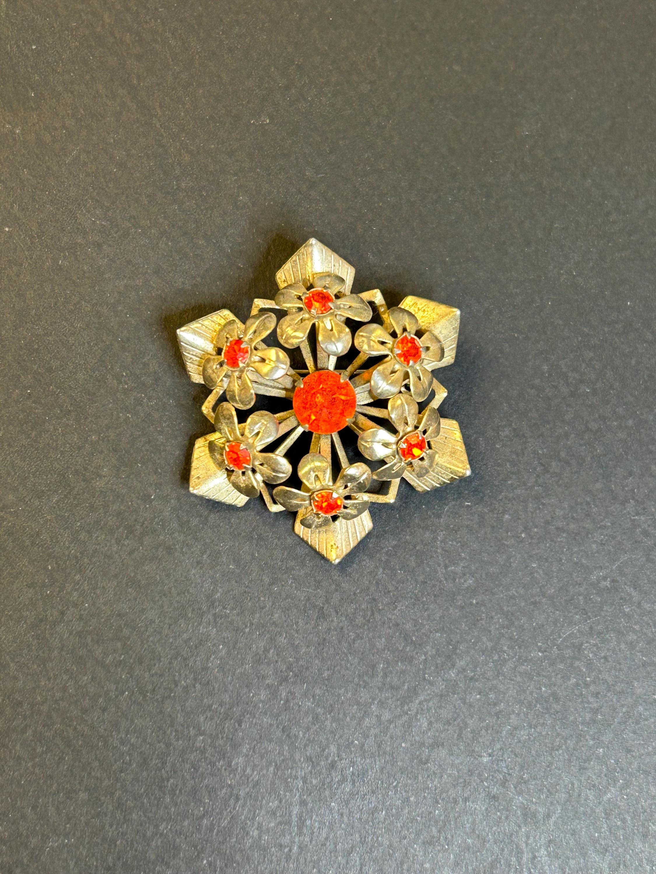 Awesome, Vintage Retro Flower Brooch - Etsy