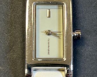 Ladies Vintage Gloria Vanderbilt tank watch
