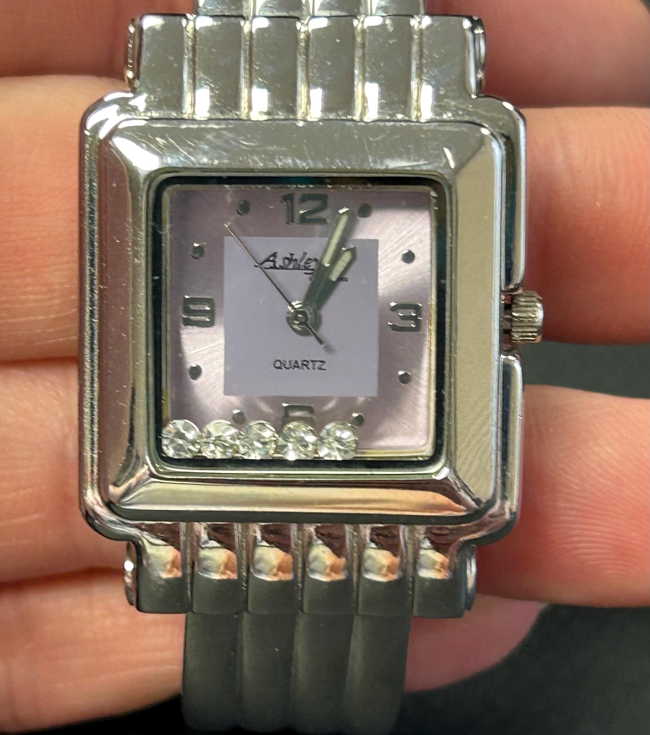 Montre Vintage Ashley Princess Pour Femme - Cadran Argent, Bracelet Rouge, Avec Nouvelle Pile