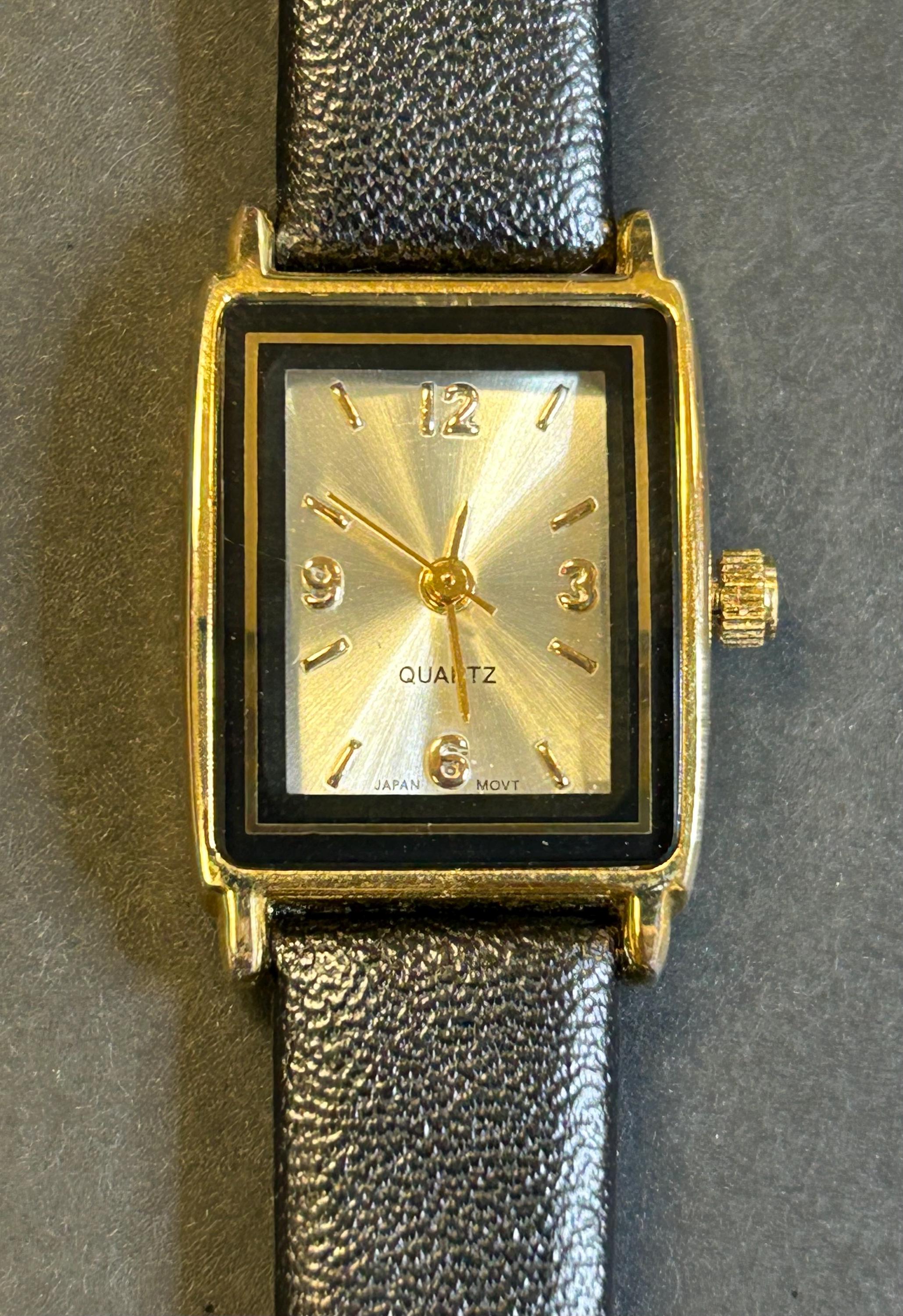 Victoria Watch - Etsy display picture 3