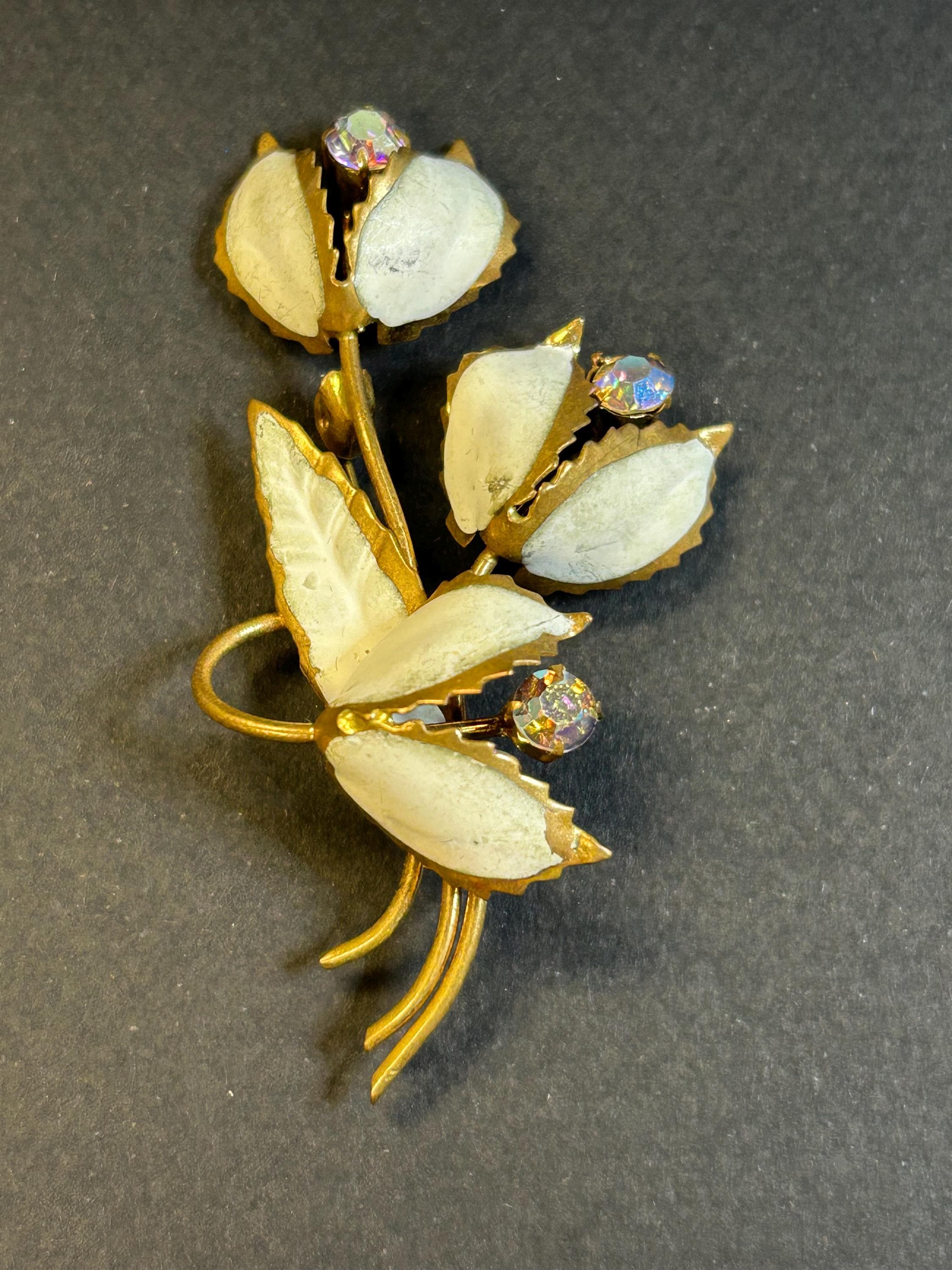 AUSTRIA　ヴィンテージ　ブローチ 1950s Vintage Austria Signed Flower Brooch - Etsy