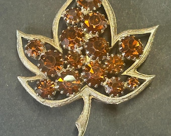 Vintage Amber leaf brooch