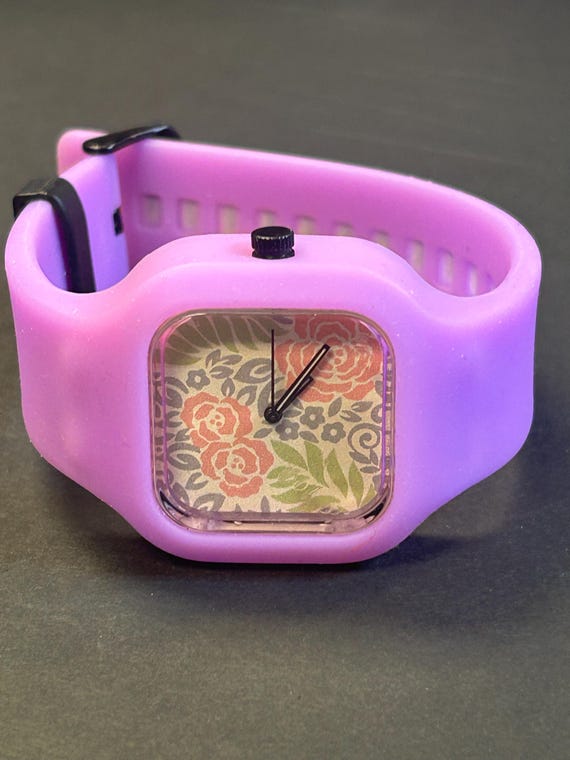 Womans Modify silicone watch - image 2