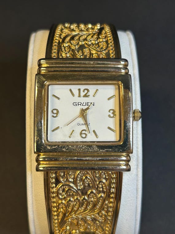 Vtg Gruen Gold Velvet Bangle Cuff Bracelet Watch Gruen Watch - Etsy main image 4