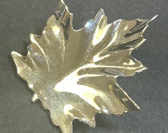 Vintage Coro Sterling Silver maple leaf brooch