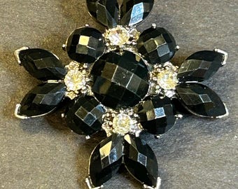 Broche vintage fleur de créateur Liz Claiborne