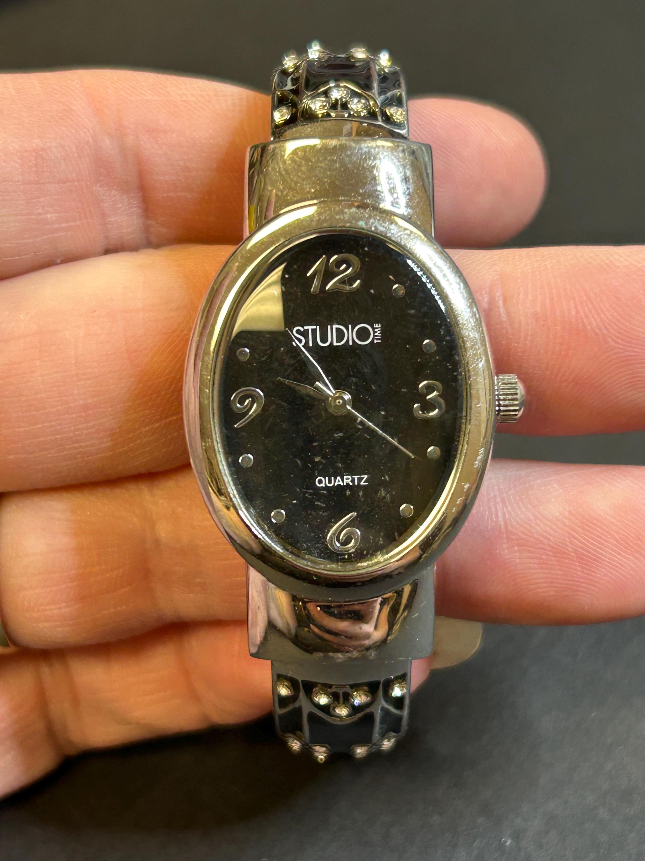 Montre Femme Studio Time Quartz Acier - Vintage - Besoin Pile - Cadeau