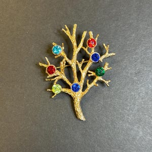 Vintage Rhinestone Tree of Life brooch