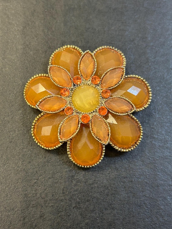 1980s Amber rhinestone flower brooch