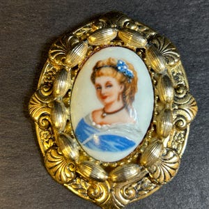Vintage Limoges porcelain cameo