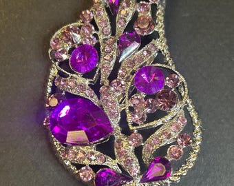 Bling! Rhinestone leaf brooch/pendant