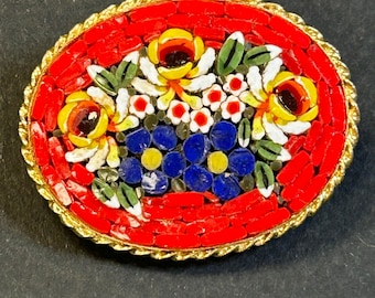 Broche vintage italiano em micromosaico