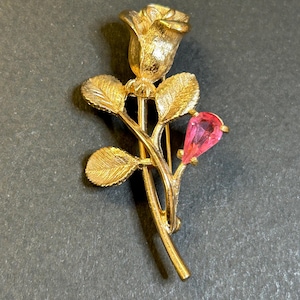 Vintage Avon Rose brooch