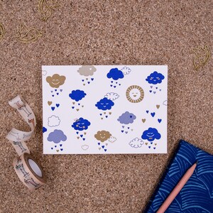 Clouds & Hearts #1420 Carte postale typographique A6