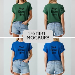 Op de afbeelding: Een mockup met vier t-shirts in groen en blauw, elk met de tekst "Your Design Here". De shirts worden gecombineerd met spijkerbroekshorts. De afbeelding bevat ook de tekst "T-SHIRT MOCKUPS".