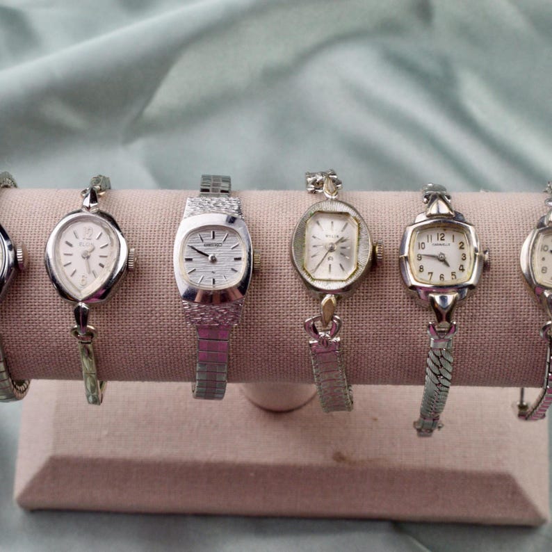 Vintage Silver Watch for Women, Wristwatch, Antique Feminine Mechanical Watch, Anniversary Gift for Her bild 3